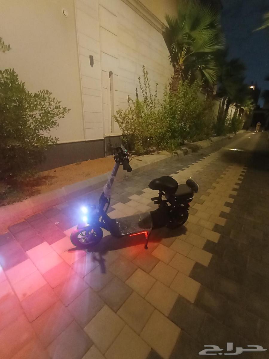 سكوتر للبيع للتواصل واتس64373787587073110