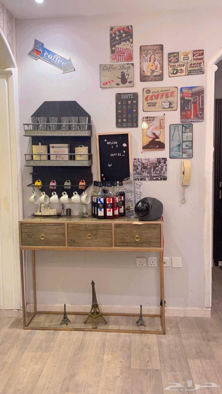 كورنر كافي للبيع64375678775427110