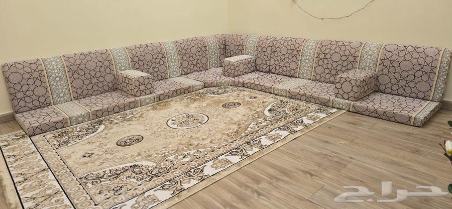 جلسة ارضي للبيع جديدة مع السجادة 130064376095016961110