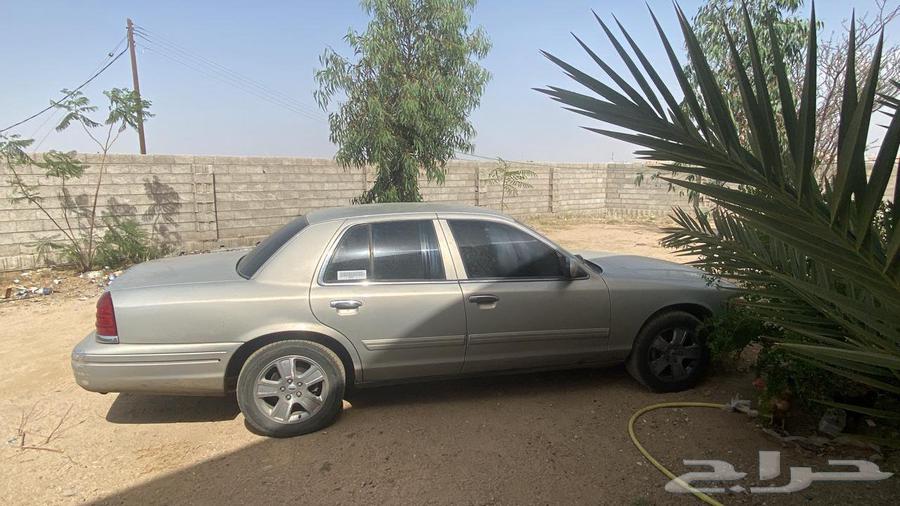 فورد فكتوريا موديل 2012 الممشى 300 الف البودي مرشوش رش كامل64509870490369112