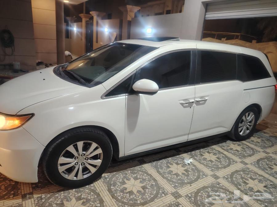 للبيع سياره هوندا ادويسي موديل 201464518690463233111