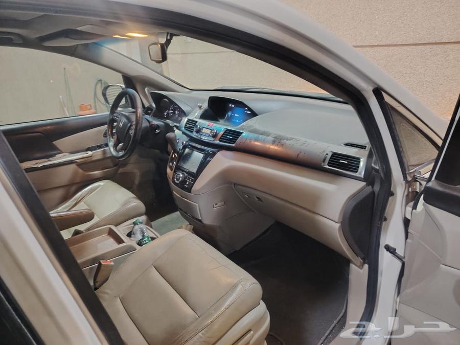 للبيع سياره هوندا ادويسي موديل 201464518690463233113