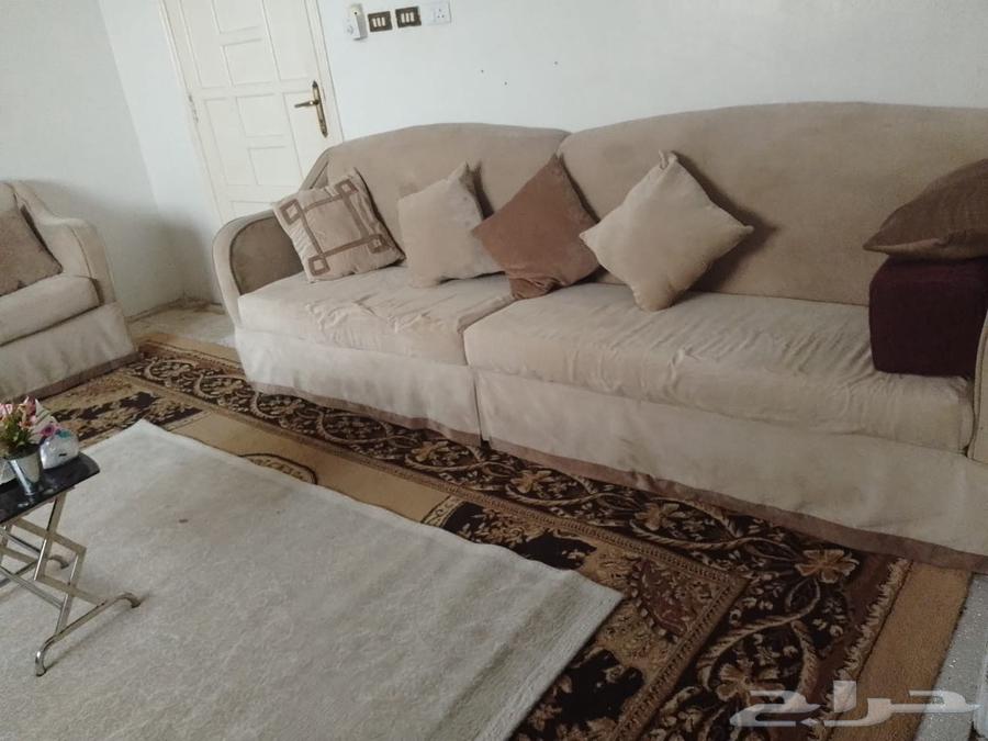 كنب شبه جديد للبيع السعر 35064375902133121114