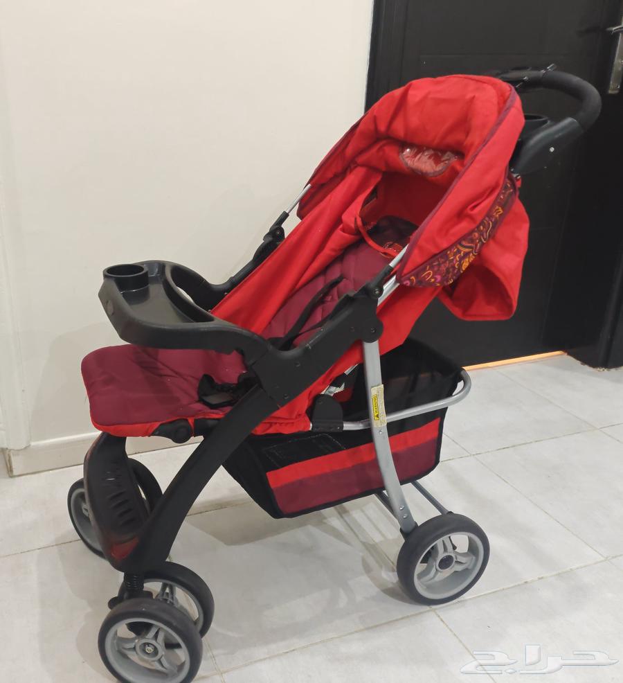 عربية اطفال وكرسي سياره و مقعد لسيارة مستعمله للبيع نظيفه64373092792705114
