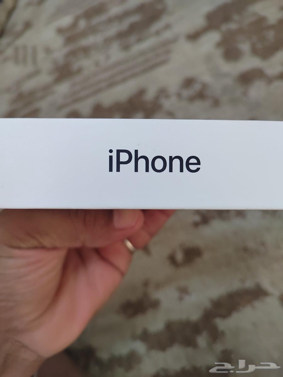 جوال ايفون اسود 128جديد للبيع64367814089218111