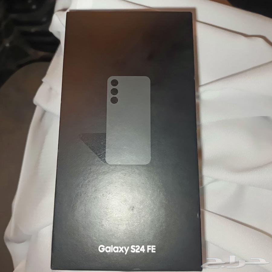 Samsung Galaxy S24 FE New in Box 256 Memory 8 RAM64374934772611110