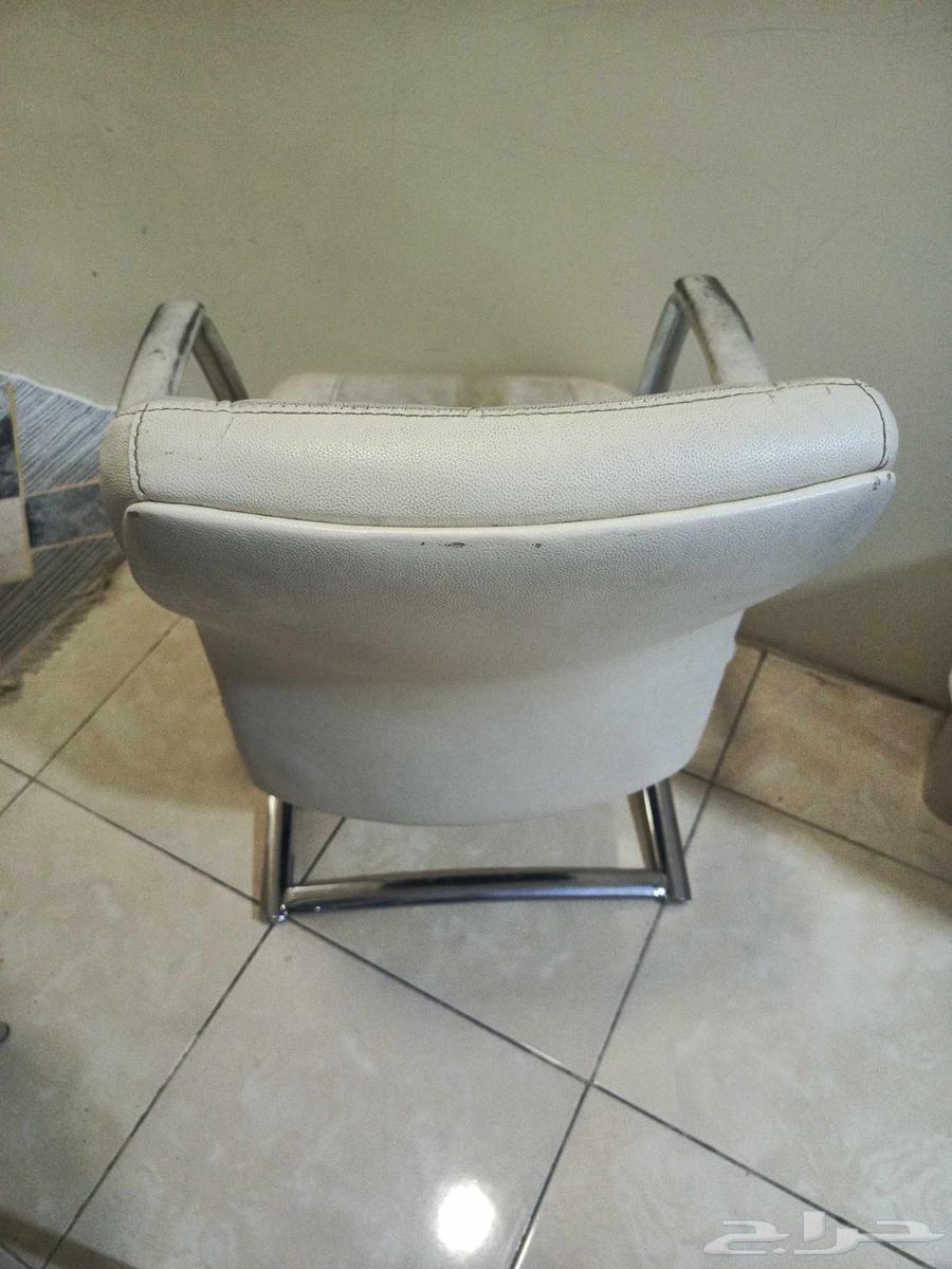 كرسي مكتب بحاله جيدة جدآ64371118733955111