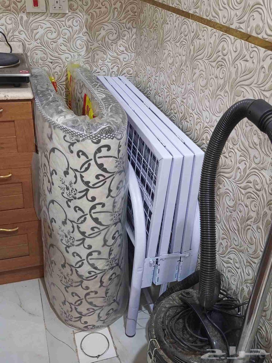 كرسي.طراحه.بطانيه.شاشه42سانت64519469089153111