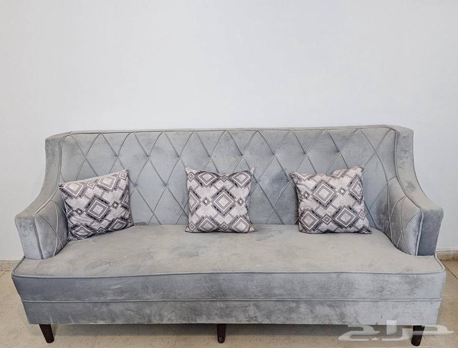 اثاث شبه جديد لم يستعمل يكفي 7 أشخاص للبيع64373536525953112