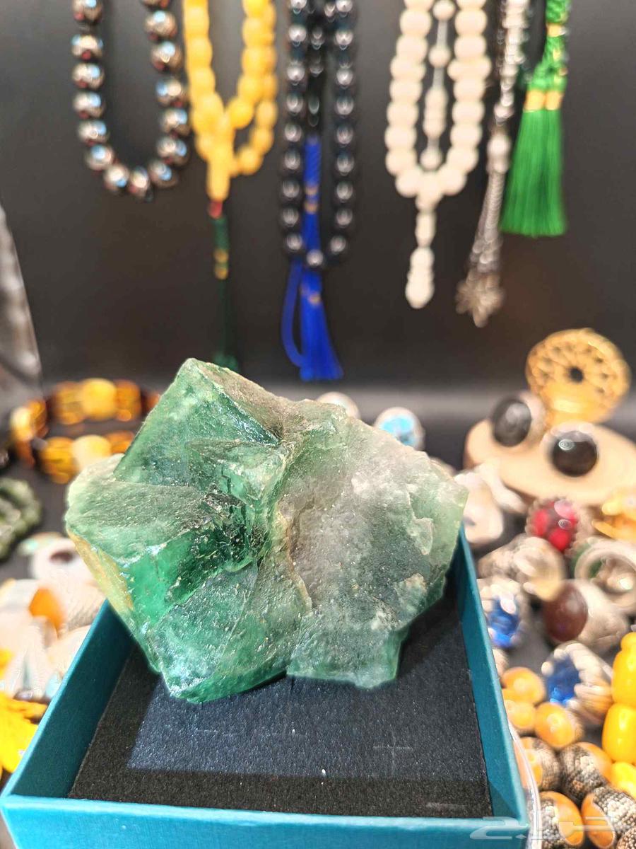 احجار كريمه طبيعيه للبيع64383039417091112