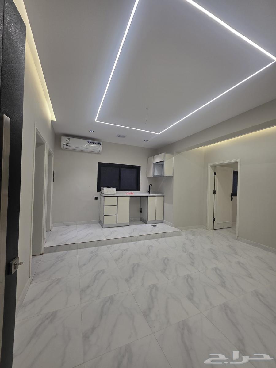 Two apartments for rent, two rooms and a hall, one room and a hall, including electricity, Al-Wurud63613876951683113