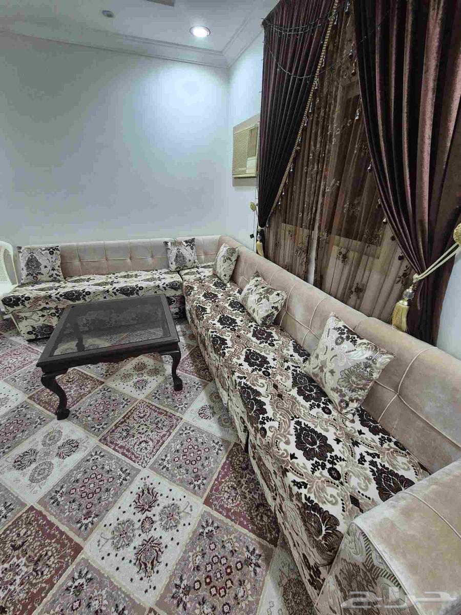 Sofa set, glass tables, treadmill device64370115059585111