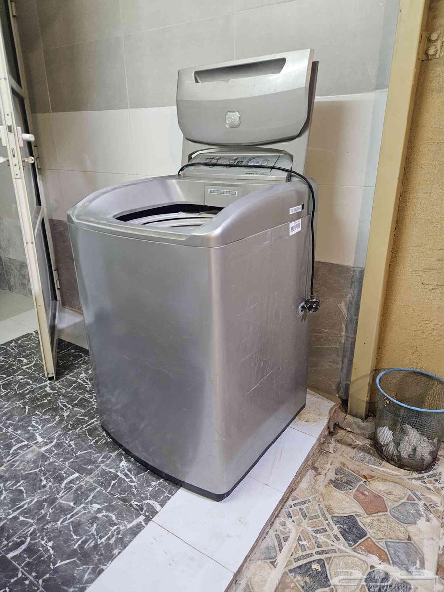 فريزر مترين   وغسالة على الشرط الجي   وغسال هتاشى64372886061058113