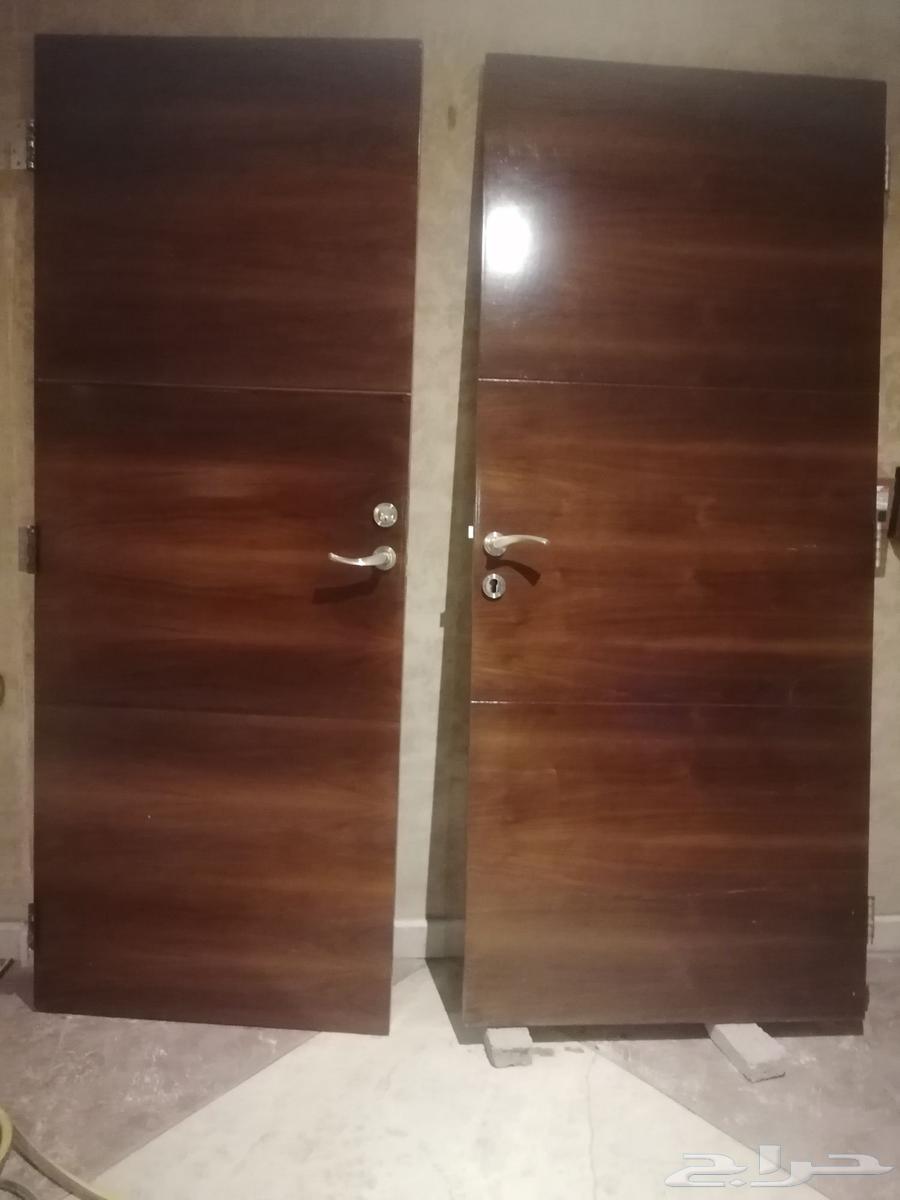 ابواب خشب للبيع مستخدم نظيف العدد 264365365877507110
