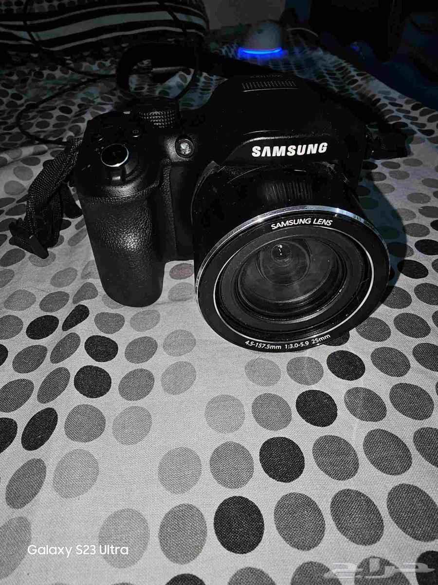 Samsung WB1100F Camera (Like New)64372769881217110
