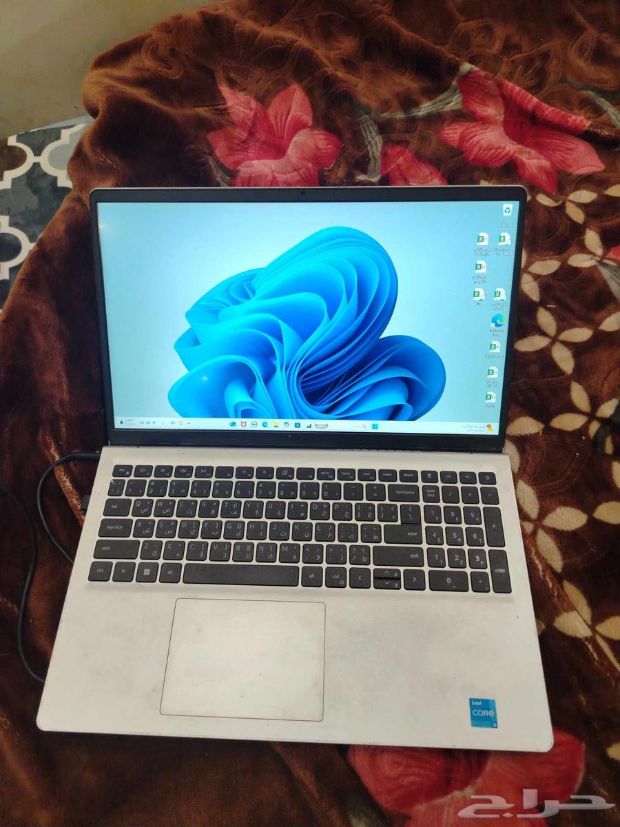 Dell laptop with i3 processor, device is semi-new, used for 5 months on Souq64376840596353110