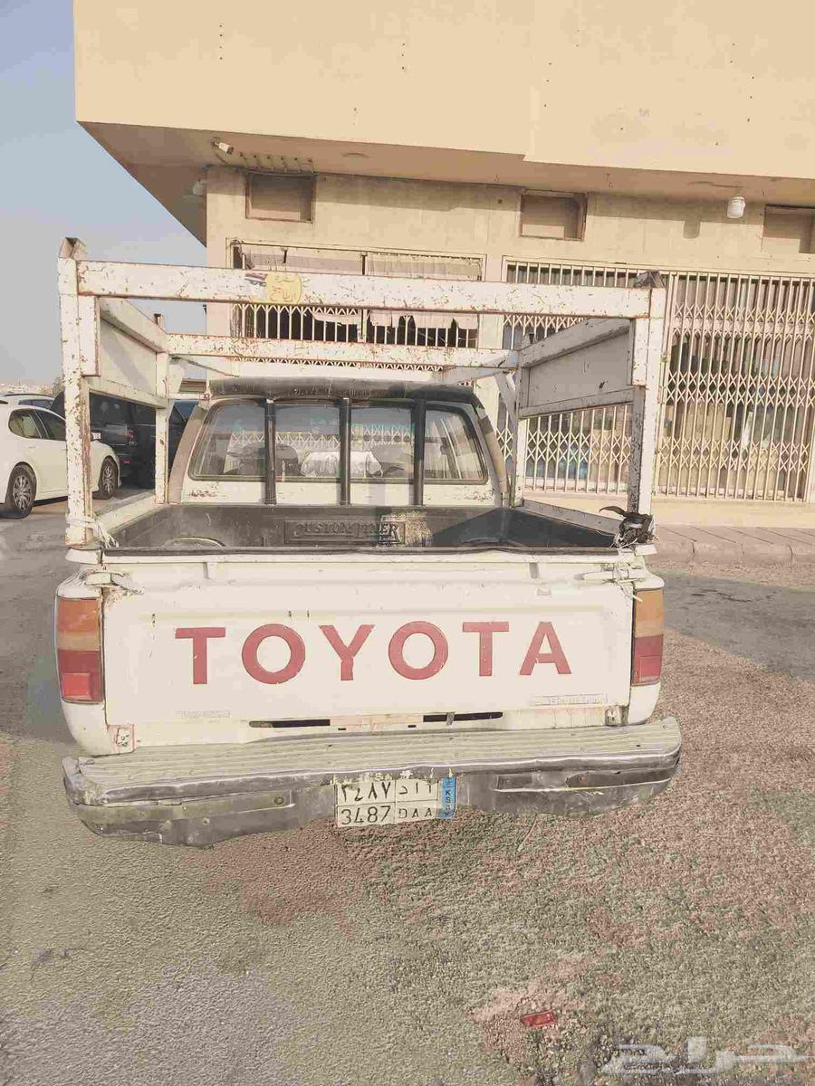Toyota Hilux 1991 model, clean Gmarten, for sale as scrap64408104650883114