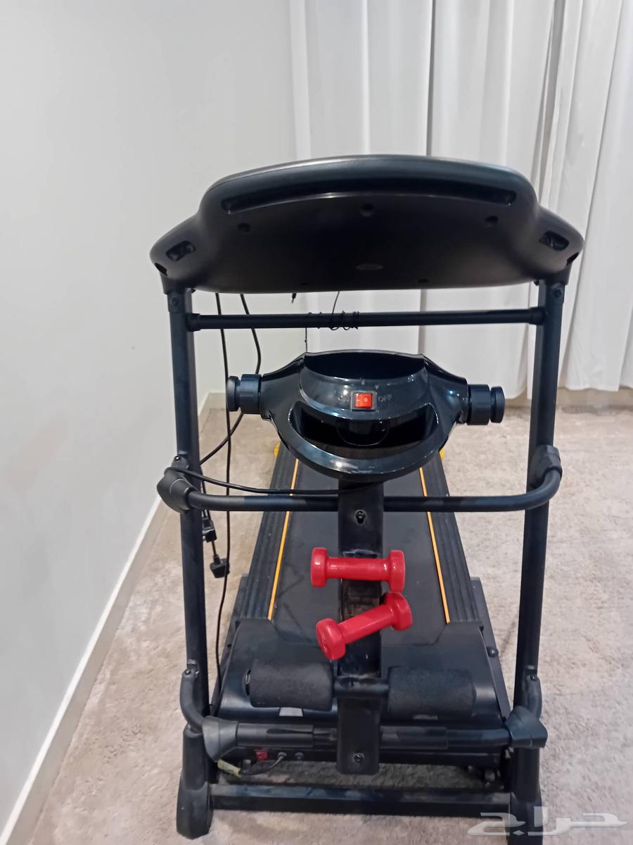 Walking and sports trail with a slight break and operates at its best conditions64367945802753112