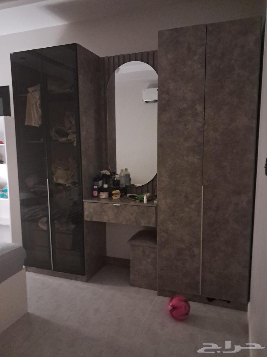 دولاب جديد 3 شهور تفصيل سوتها 2900 وابي فيها 2500 اللون رصصى64374053695363110