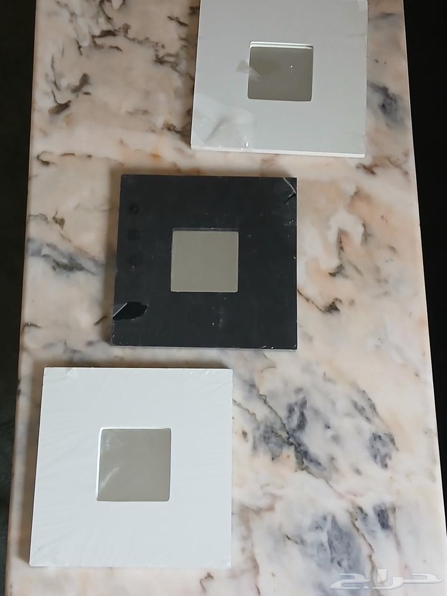 برواز صور كبير من هوم بوكس ومرايات خشبيه جديده64377108546049111