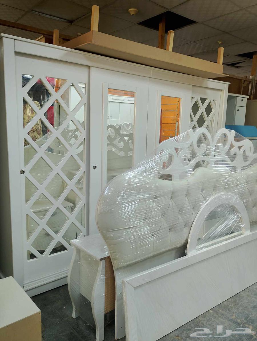 غرفة نوم نفرين نظيف جدا للبيع64365040432258112