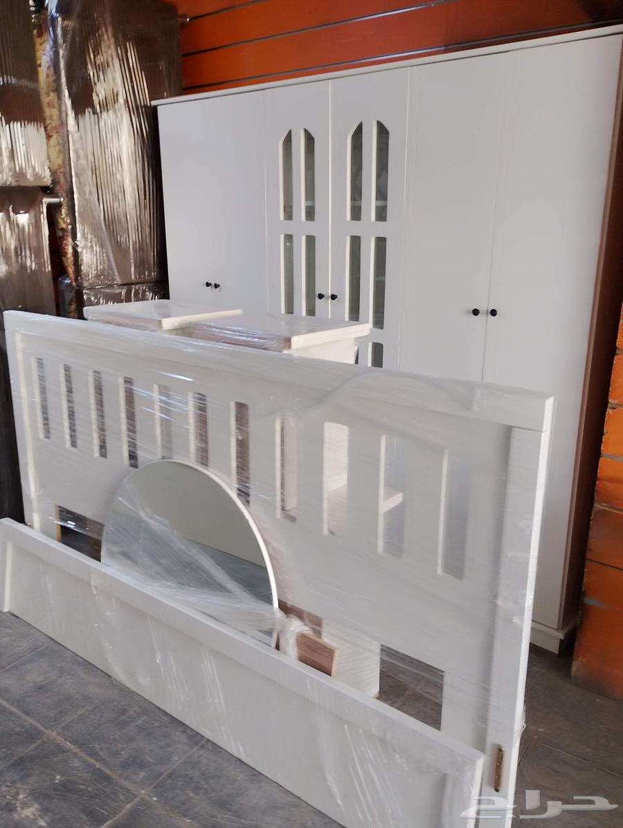 غرفة نوم نفرين نظيف جدا للبيع64365040432258110