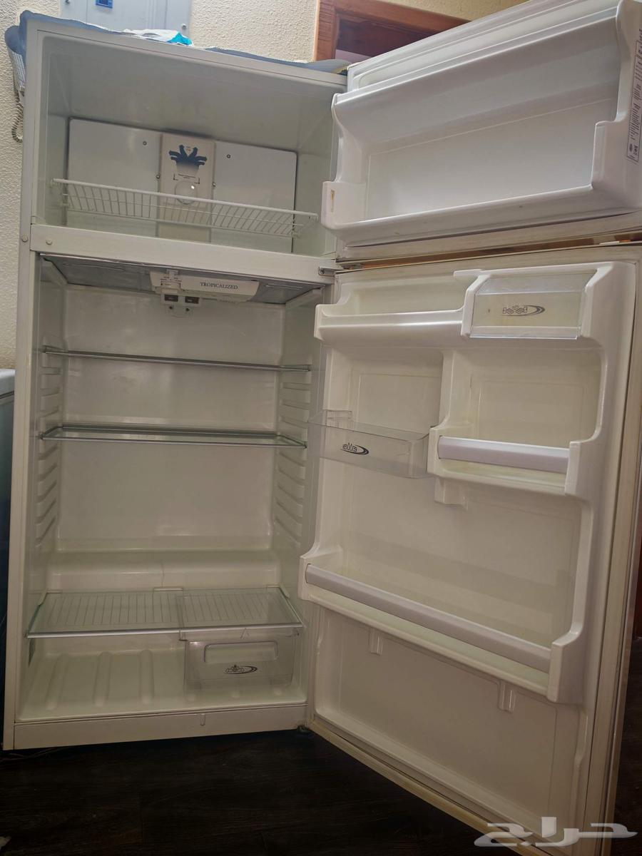 ثلاجة كلفينيتور امريكي وفريزر نظيف جدا64368455695105110