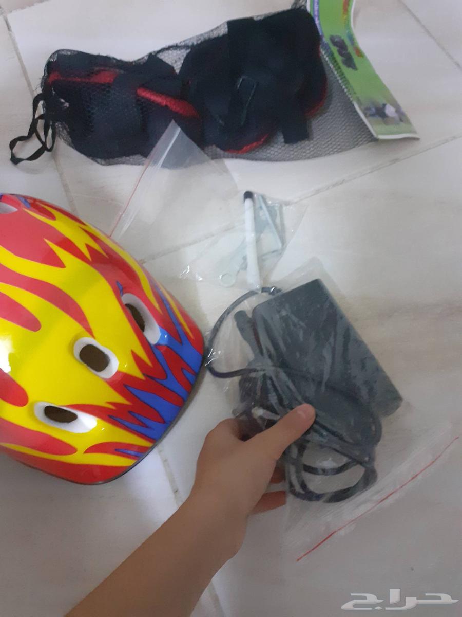 Red Scooter64372726419458113