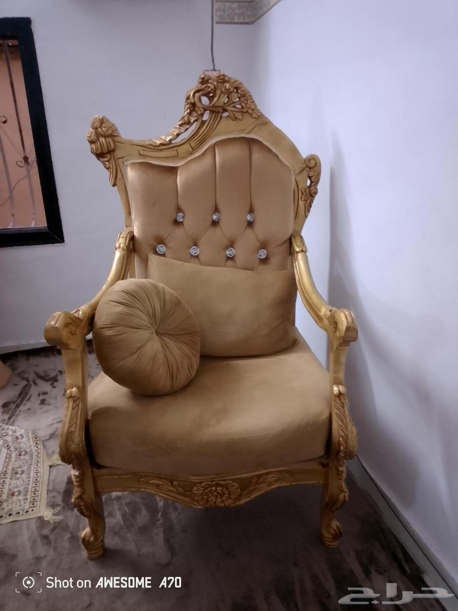 Golden 4-piece small sofa set with one smaller piece as shown in the picture 3 large64372214834049111