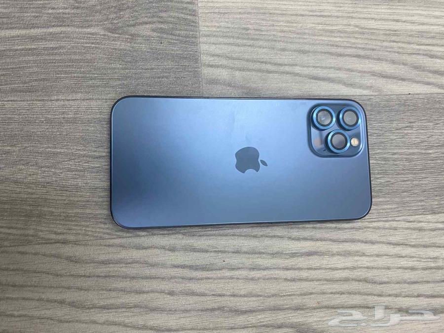 iPhone 1264376644940034110