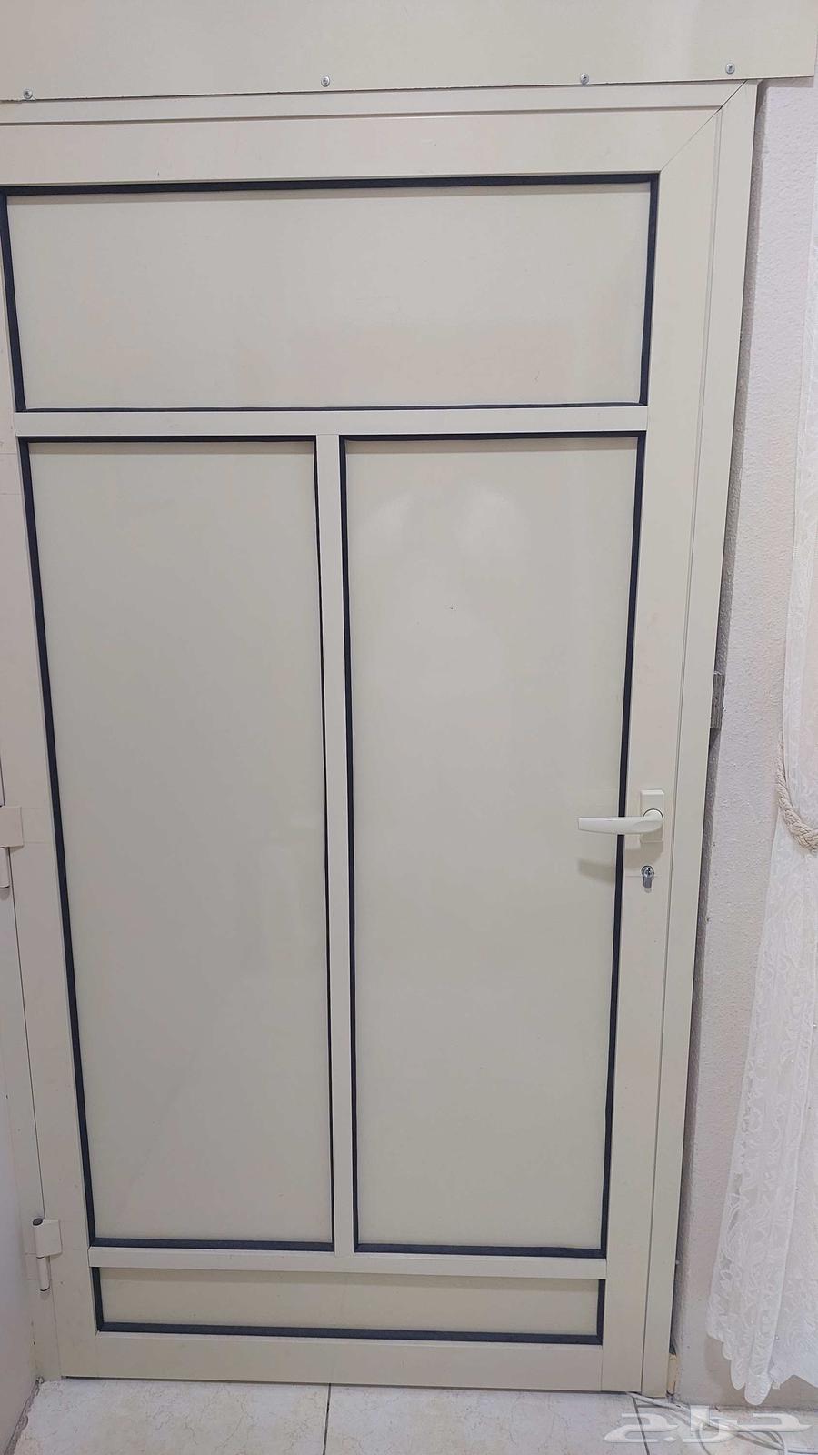 باب المنيوم مع فريم64368732889986110