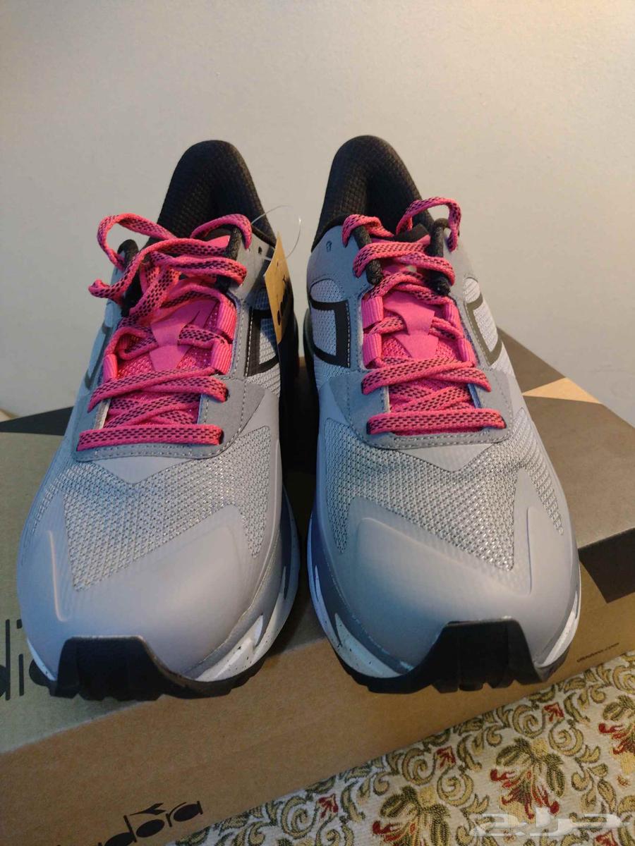 شوز ديادورا الإيطالي نسائي مقاس 39 أصلي جديد64376796254593113