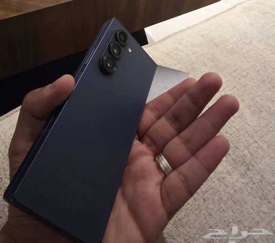 سامسونج جالكسي z فولد 664373223849729113