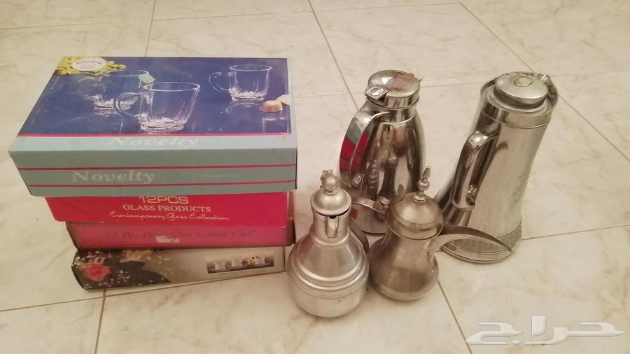 تراميس دلال فناجين قهوة وكاسات شاي من السيف للبيع64366571379841110