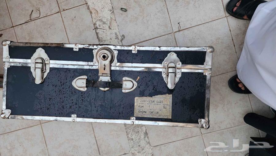 صندوق حديد انتيكا اثري وشنطة سفر انتيكا قديمة أثرية64372915727235110