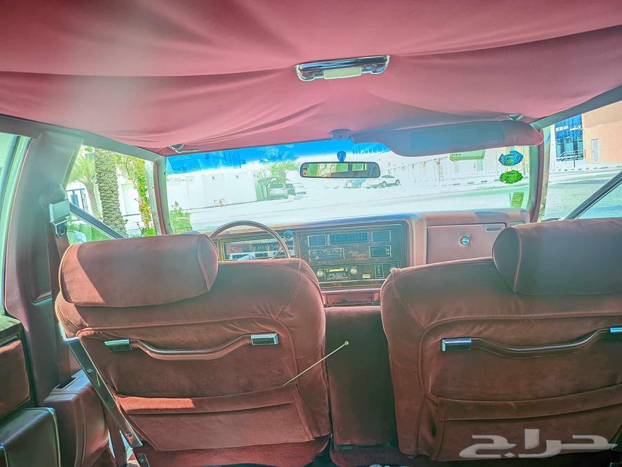 Oldsmobile 83 model ((stored))64376855046913114