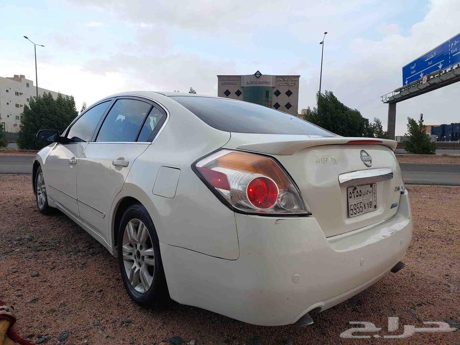 For sale: Fully loaded Nissan 2010, model year 2010, category64519342205954113