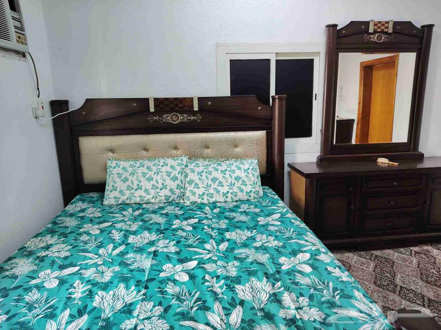 مجموعة غرفة نوم للبيع64371452429315114