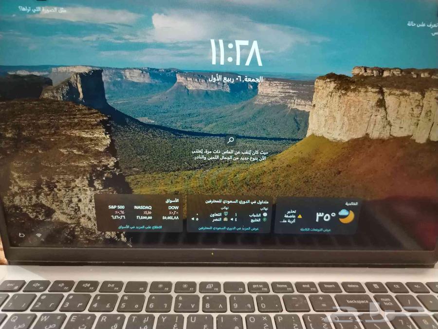 Dell laptop with i3 processor, device is semi-new, used for 5 months on Souq64376840596353113