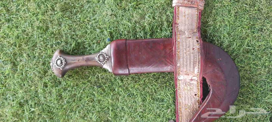 جنبيه حضرمي قديم الراس صيفاني ملبس بفضه64373433297283114