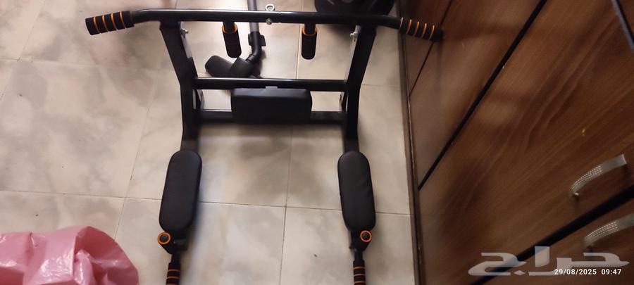 Pull-up bar and dip exercise machine and equipment64366041889538110