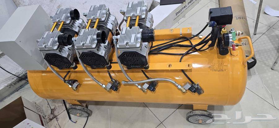 كمبروسر هواء طبي بدون زيت64375452768899111