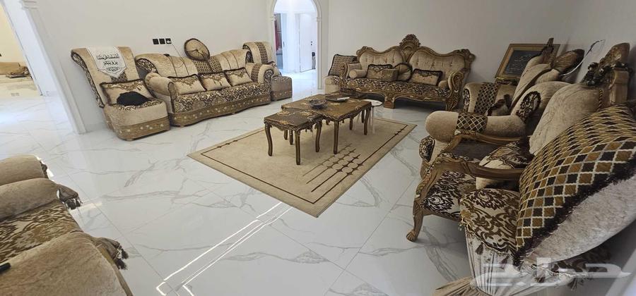 كنب استخدام نظيف بدون عيوووب وقطع كثيره للبيع مستعجل64375572290050111