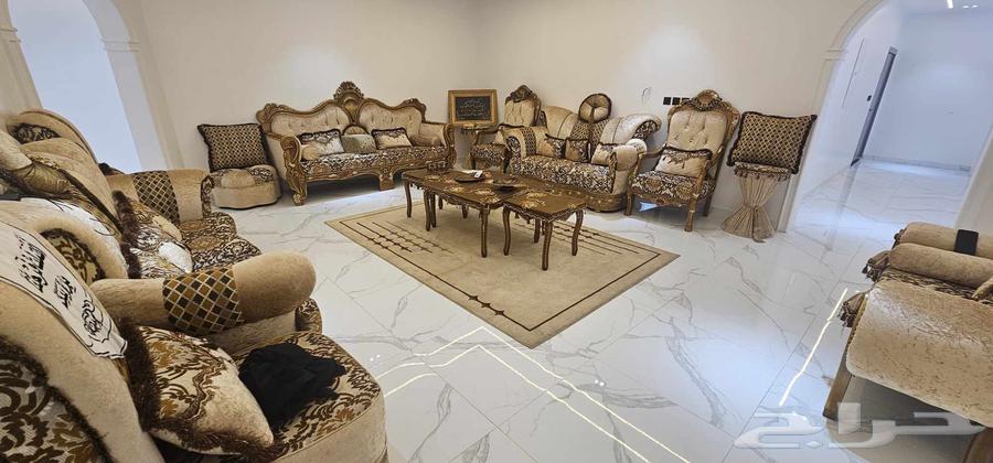 كنب استخدام نظيف بدون عيوووب وقطع كثيره للبيع مستعجل64375572290050110