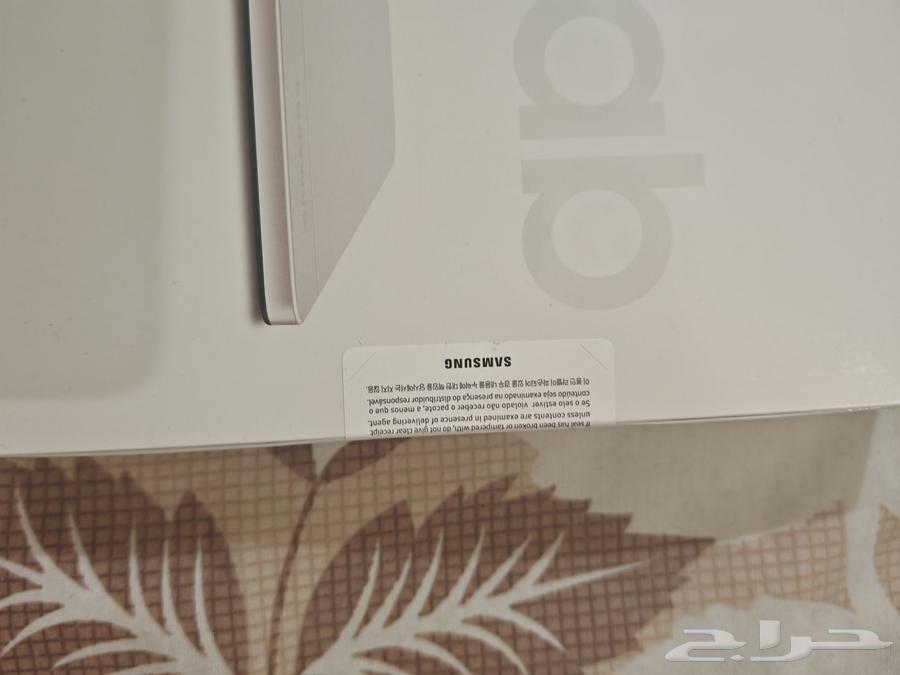 New  packed in carton. Samsung Galaxy A9 Plus Tablet64367683393921112