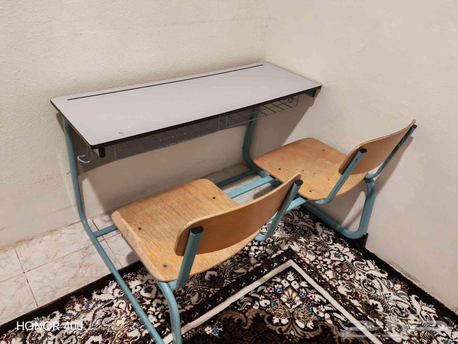 طاوله مدرسيه64369630526466110