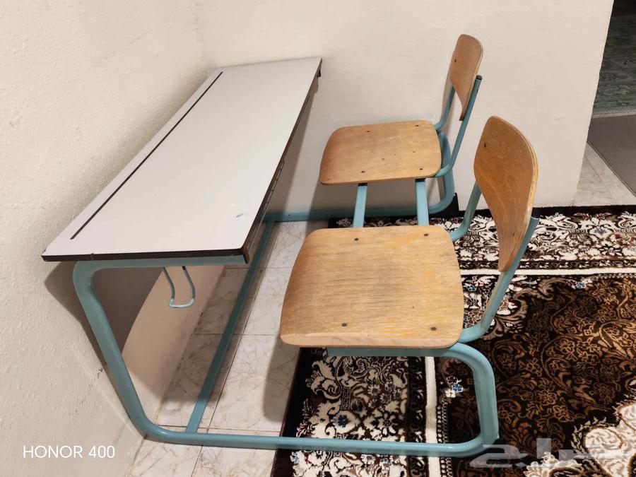 طاوله مدرسيه64369630526466111