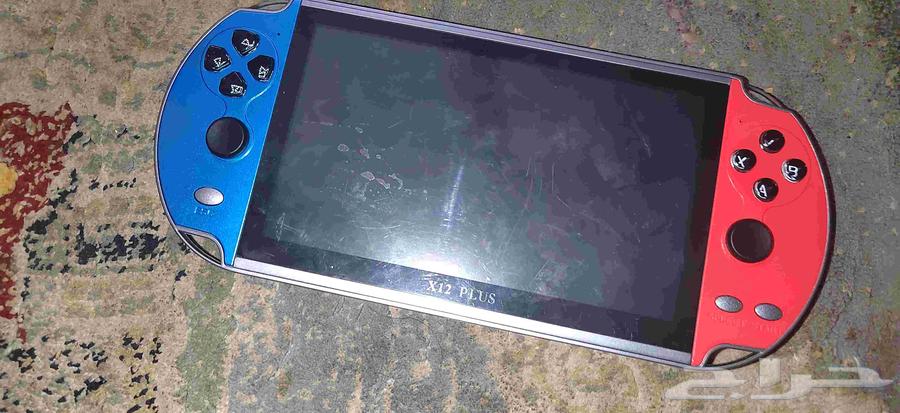 PS gaming device, PlayStation 2 and 1 with a thousand games, used rarely.64376155133953113