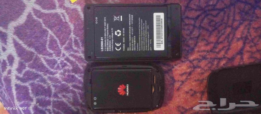 Two portable routers64376480603651114