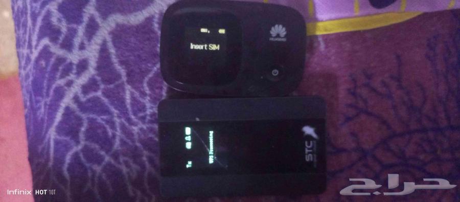 Two portable routers64376480603651110